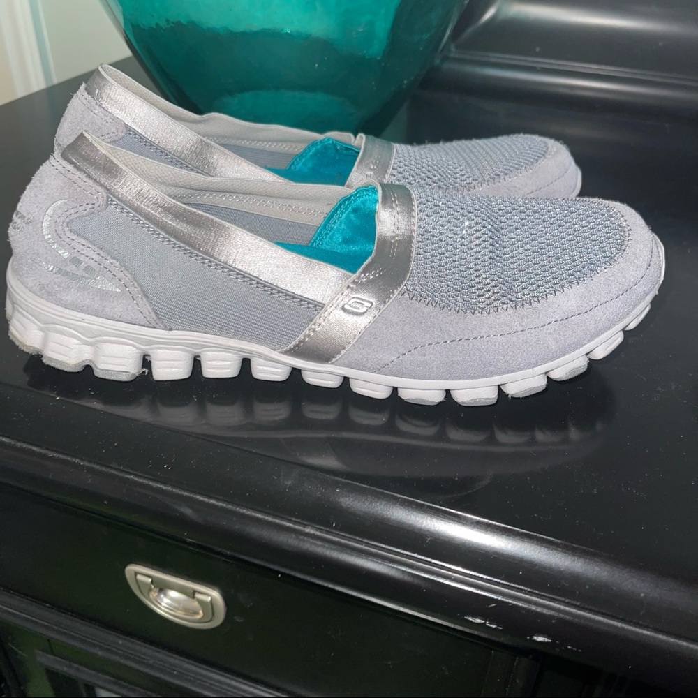 Women Greyish/silver tint Skechers  shoes